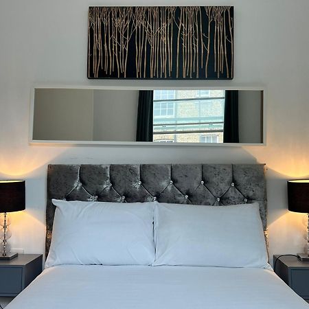 One Bedroom Apartment In Holborn London Exteriör bild