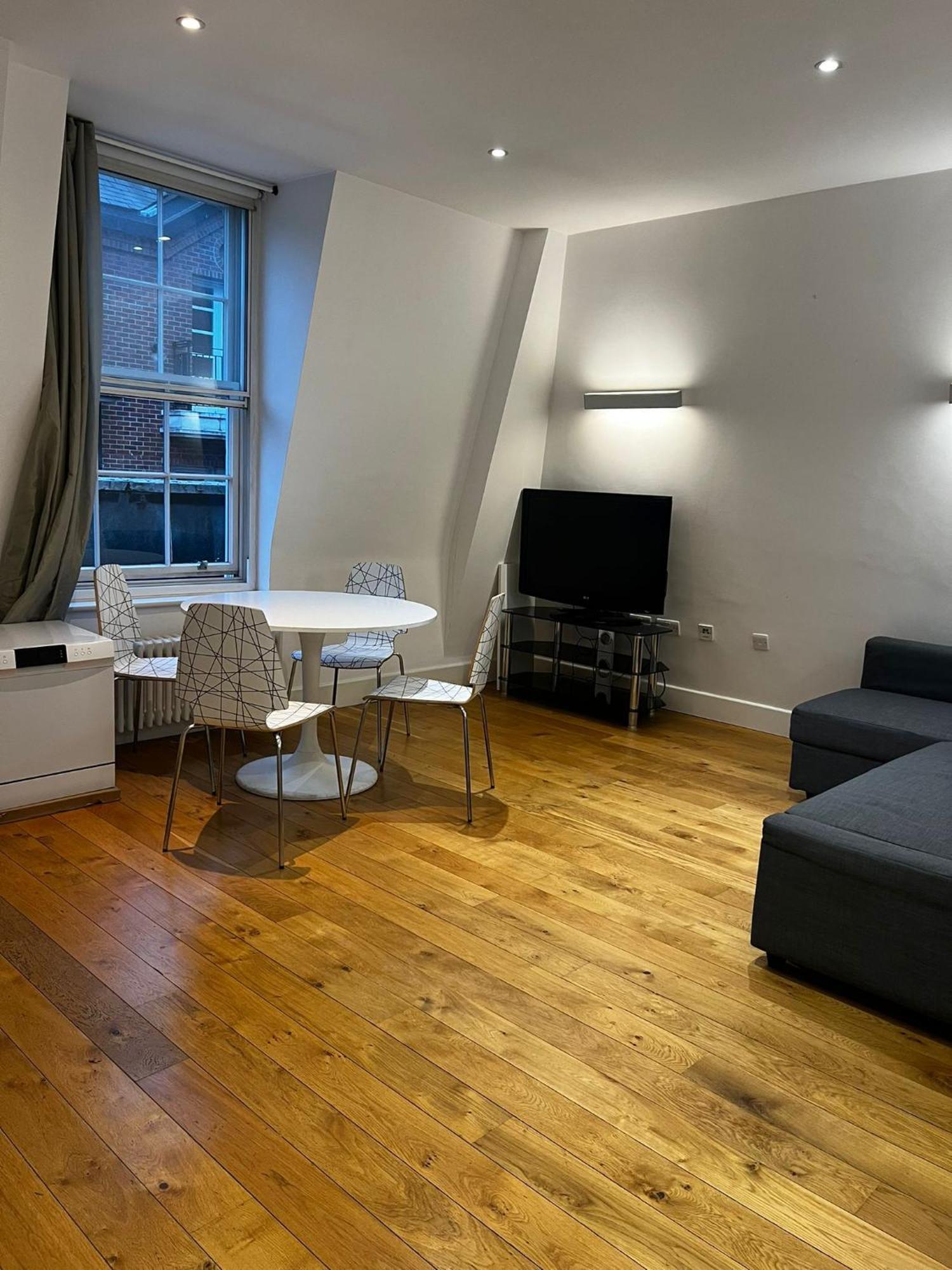 One Bedroom Apartment In Holborn London Exteriör bild